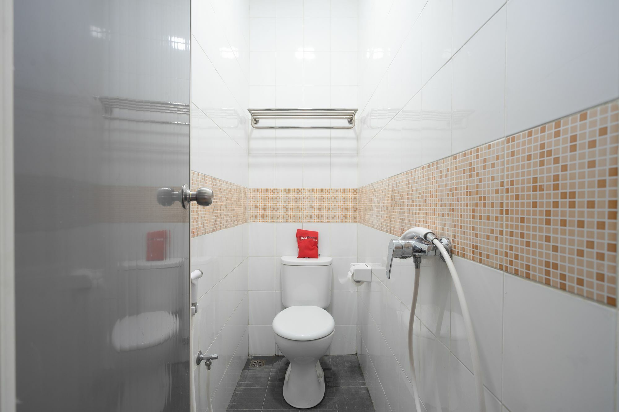 RedDoorz Plus @ Danau Sunter Utara Jakarta Extérieur photo
